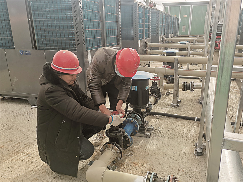 理塘縣城市.jpg 理塘縣城市.jpg