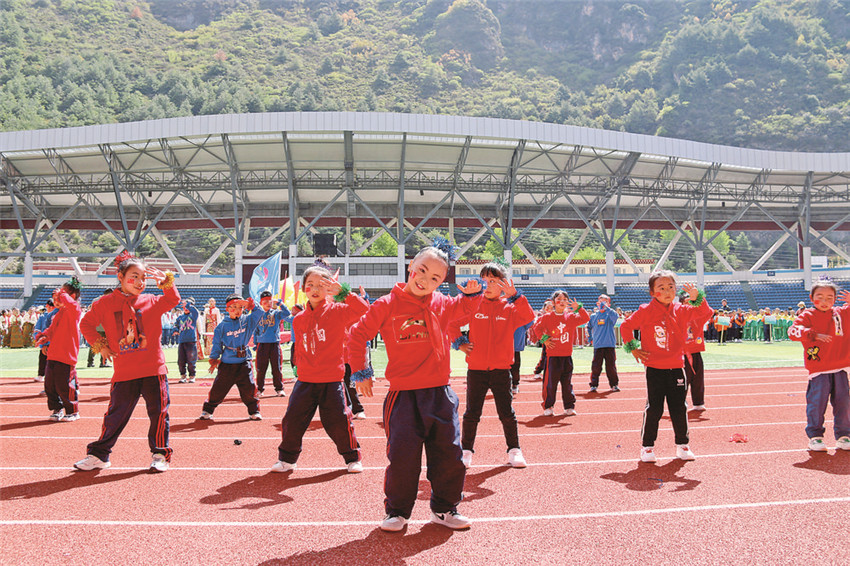 圖為該校.jpg 圖為該校.jpg